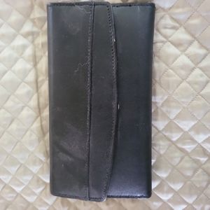 Blk leather wallet